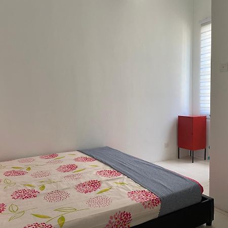 Cempaka Homestay Soga Perdana Batu Pahat Exterior foto