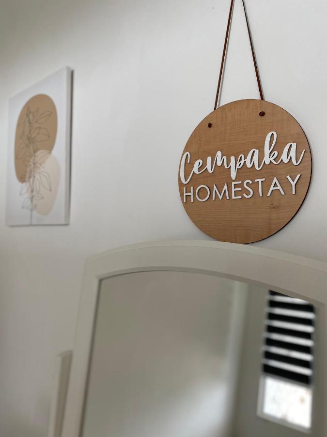 Cempaka Homestay Soga Perdana Batu Pahat Exterior foto